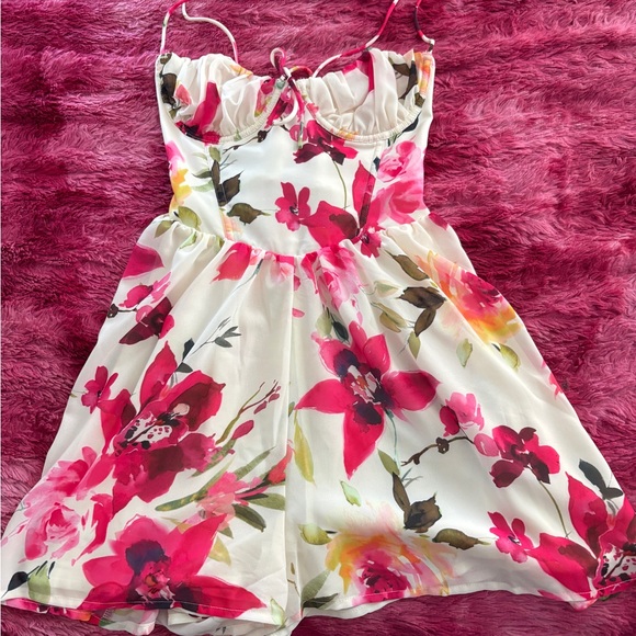 White Fox Boutique Other - White Fox Boutique Floral Romper - Pink and White